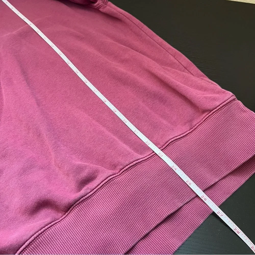 Nike Women’s Magenta Pink Center‎ Swoosh Crewneck Sweatshirt Small